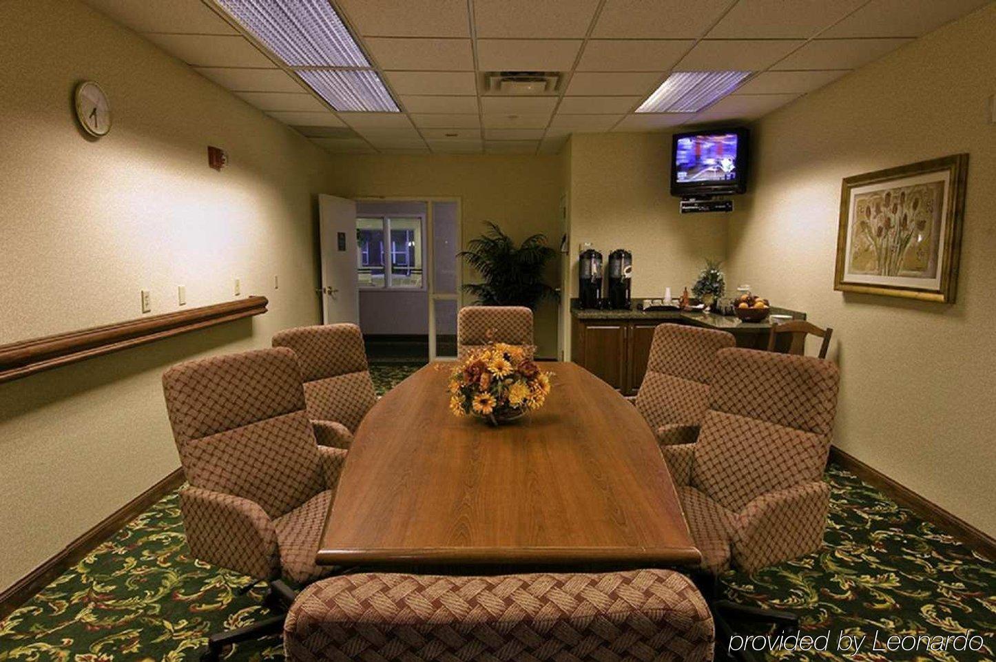 Homewood Suites Rochester-Henrietta Negócio foto